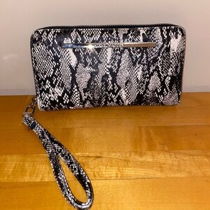 Steve Madden Black and White Snakeskin Clutch Wristlet